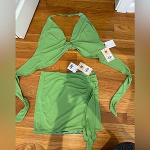 NWT Tiger Mist Nylah Green Skirt Set